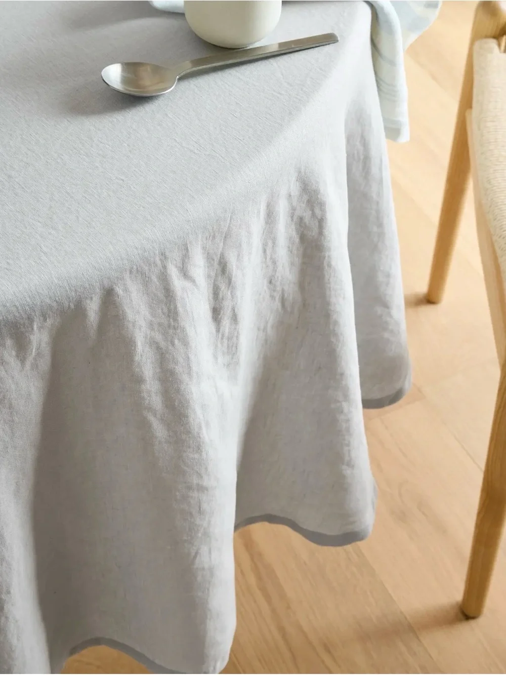 European Linen 70” Round Tablecloth in Mist- Retail $50